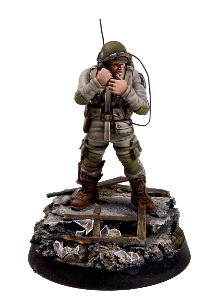 US Airborne Division D-Day AK11778 pomalowana figurka radiooperatora 101st Dywizji Powietrznodesantowej D-Day - efekt malowania farbami 3G - AK Interactive
