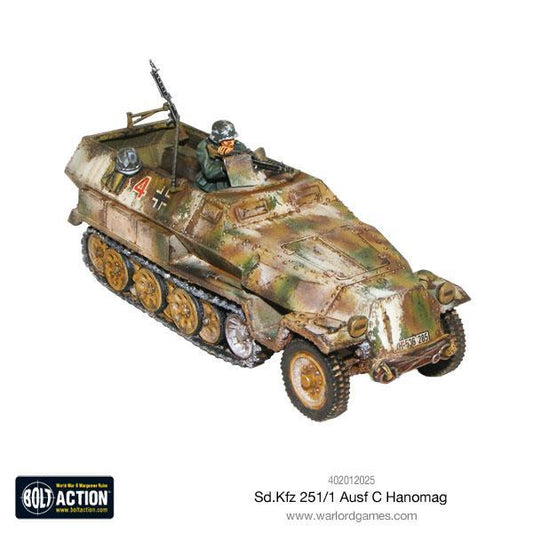 Sd.Kfz 251/1 Ausf C Hanomag - Bolt Action 1/56 28mm - półgąsienicowiec z karabinem maszynowym MG34 w kamuflażu ambush numer 14 z dowódcą i zakrzywionymi płytami pancerza - widok z boku z trzema czwartymi - Warlord Games