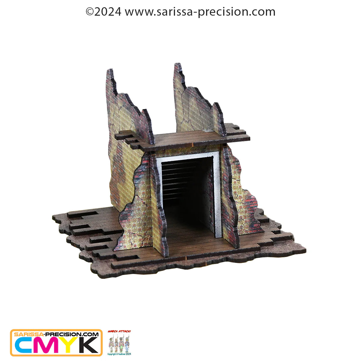 Destroyed City Stairs N466C – widok izometryczny z przodu na schody z wejściem: otwarte przejście pod schodami z metalową framugą, postrzepione ceglane ściany po bokach, kolorowy nadruk CMYK, 28mm Sarissa Precision
