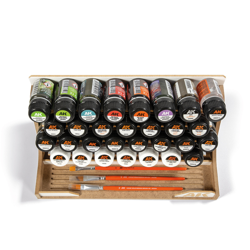 Modular Organizer for 35ml Bottles AK Interactive AKORG35 - widok z góry z 30 butelkami i pędzlami w przedniej przestrzeni