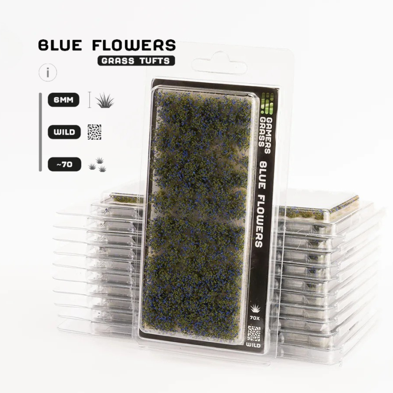 Blue Flowers 6mm Wild Gamers Grass - opakowanie blister ze stosem produktów, widok z przodu z arkuszem 70 niebieskich kępek kwiatowych i oznaczeniem 6mm Wild 70x