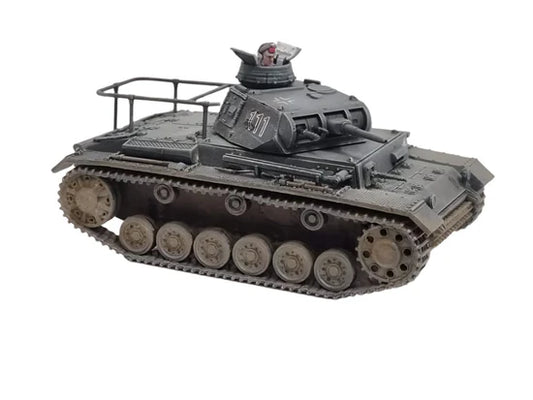 Panzerbefehlswagen III Ausf E – model 28mm Fritz, szary kamuflaż z figurką dowódcy, 280093