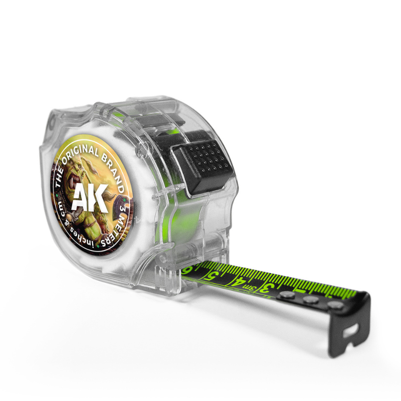 Miarka AK Interactive Flexometer 3m AK9524 – rozwinięta taśma z podziałką w centymetrach i calach