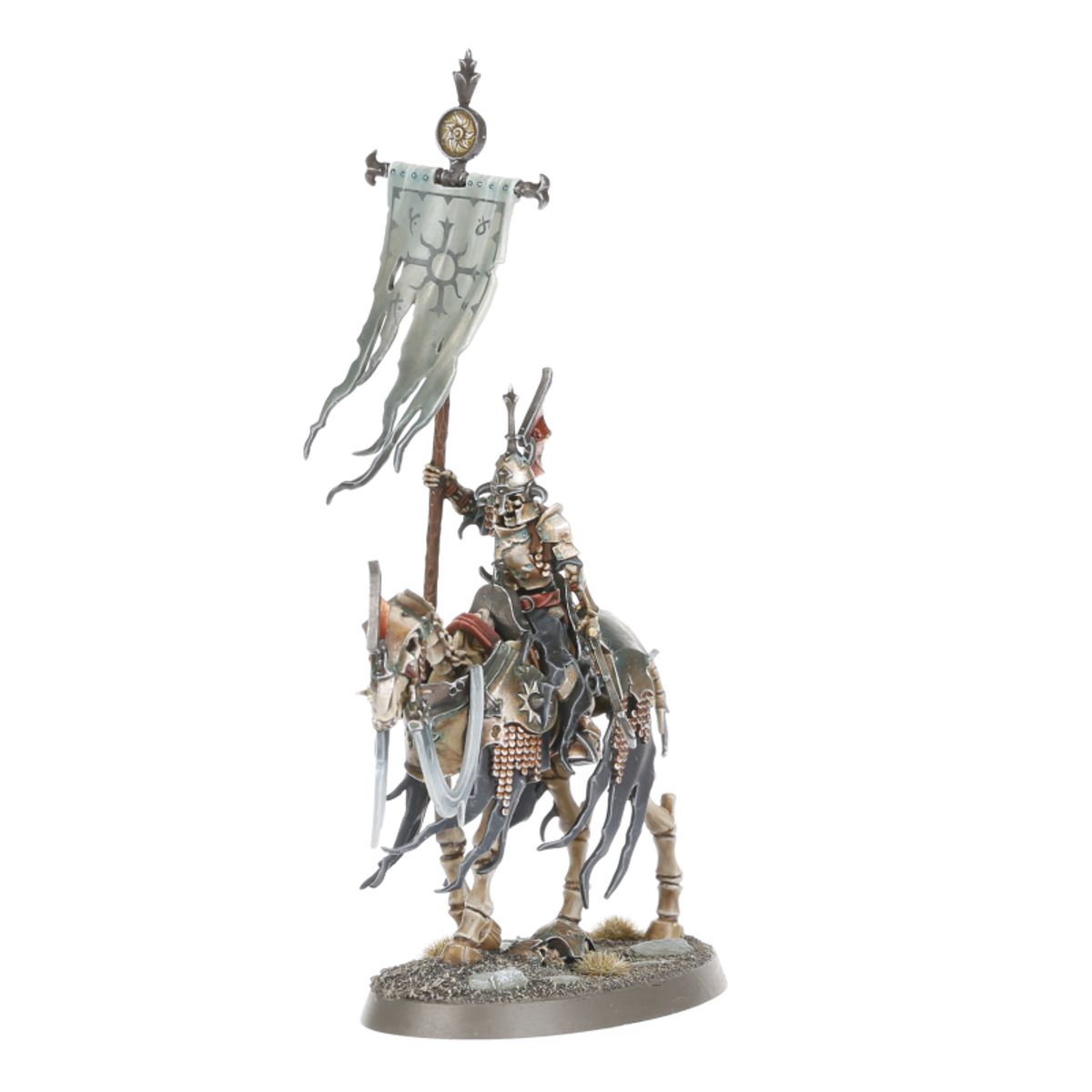 Barrow Knight Standard Bearer - model chorążego z białym sztandarem z runami na szkieletowym koniu - Warhammer Age of Sigmar