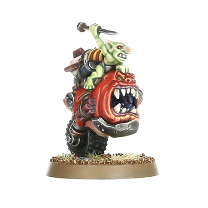 Bomb Squig Orks - zielony saddlegit na czerwonym squigu z otwartym pyskiem czarne koło mechaniczne brązowa podstawka Warhammer 40000