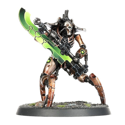 Skorpekh Destroyer Necrons - model z hyperphase reap-blade widok boczny - Warhammer 40,000