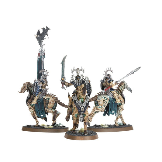 Kavalos Deathriders - 3 modele: Mortrek Hekatos z mieczem nadirite i koroną czaszek, Necrophoros z chorągwią z krukiem, Deathrider z włócznią nadirite - Warhammer Age of Sigmar