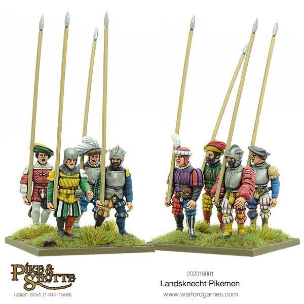 Landsknecht Pikemen Pike & Shotte - 6 pomalowanych pikinierów Landsknechtów z długimi pikami na zielonych podstawkach - lewa grupa: stroje w czerwono-żółto-zielone paski z hełmami, prawa grupa: kolorowe stroje z piórami na kapeluszach - Italian Wars 1494-1559 - Warlord Games 202016001 - warlordgames.com
