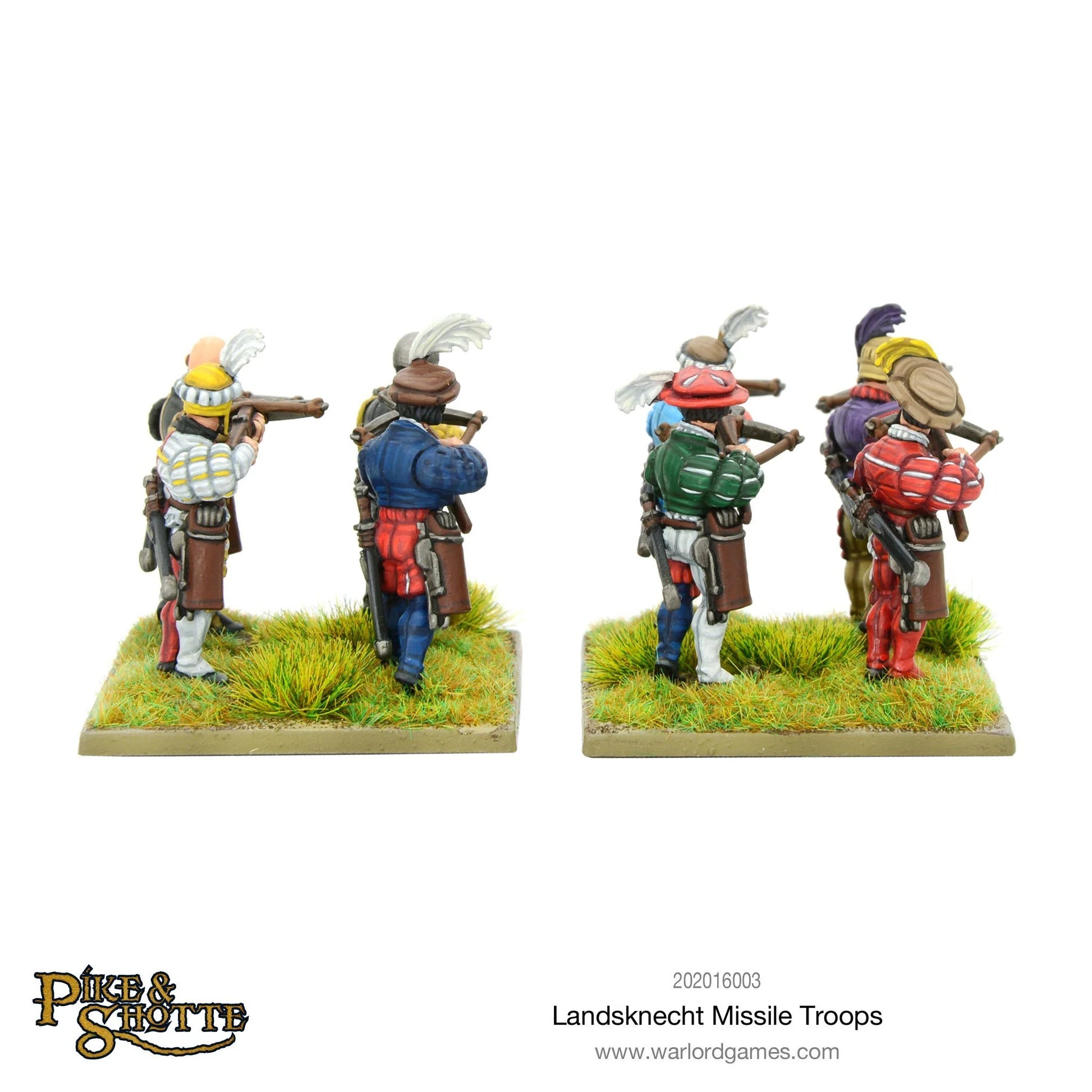 Landsknecht Missile Troops Pike & Shotte - 4 pomalowane figurki kuszników Landsknechtów na dwóch podstawkach widziane od tyłu: widoczne kołczany, torby i detale strojów - biało-żółte i niebiesko-czerwone paski, kapelusze z piórami - Warlord Games 202016003 - warlordgames.com
