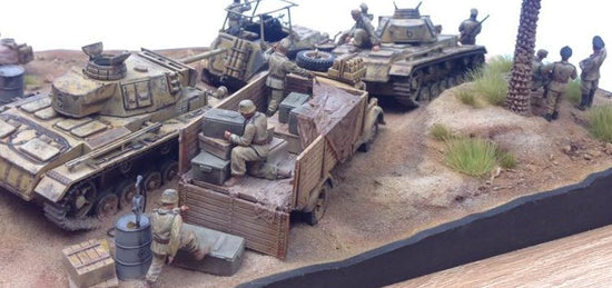 SdKfz 305 Opel Blitz – diorama 28mm Afryka Północna z Panzerem III i figurkami, 280026