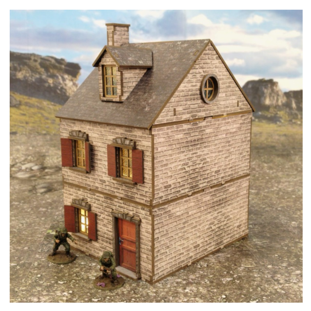 Trzypiętrowy Europejski Budynek Miejski 28mm – na stole z figurkami żołnierzy WWII, SceneryWargames
