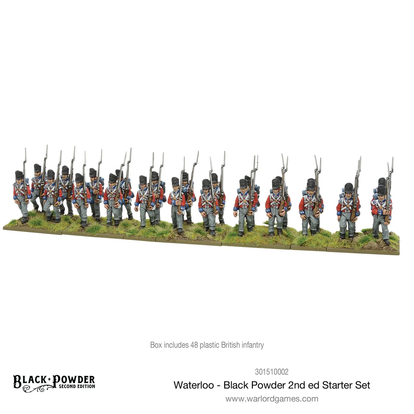 Black Powder 2nd Edition Waterloo Starter Set - 48 pomalowanych figurek plastikowych piechoty brytyjskiej 28mm w czerwonych mundurach z szarymi spodniami i czarnymi czako z bagnetami w pozach marszowych na trawiastej podstawce - napis Box includes 48 plastic British infantry - Warlord Games 301510002 - warlordgames.com
