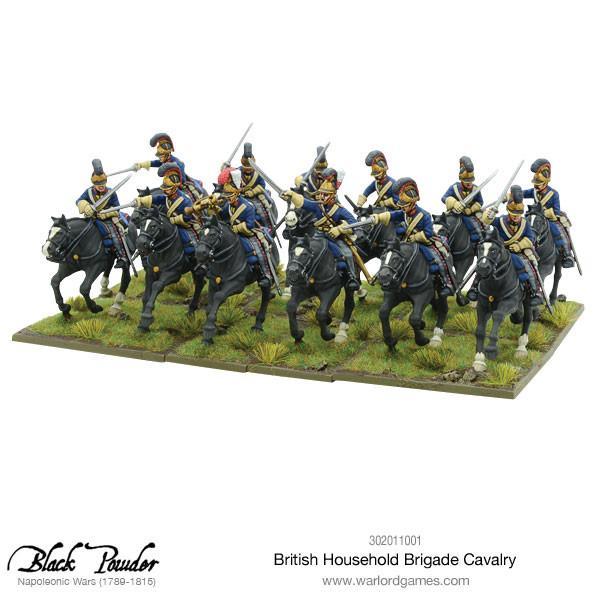 British Household Brigade Cavalry 302011001 – 12 pomalowanych figurek ciężkiej kawalerii brytyjskiej w niebieskich mundurach, widok z przodu na trawiastej podstawce, 28mm Warlord Games
