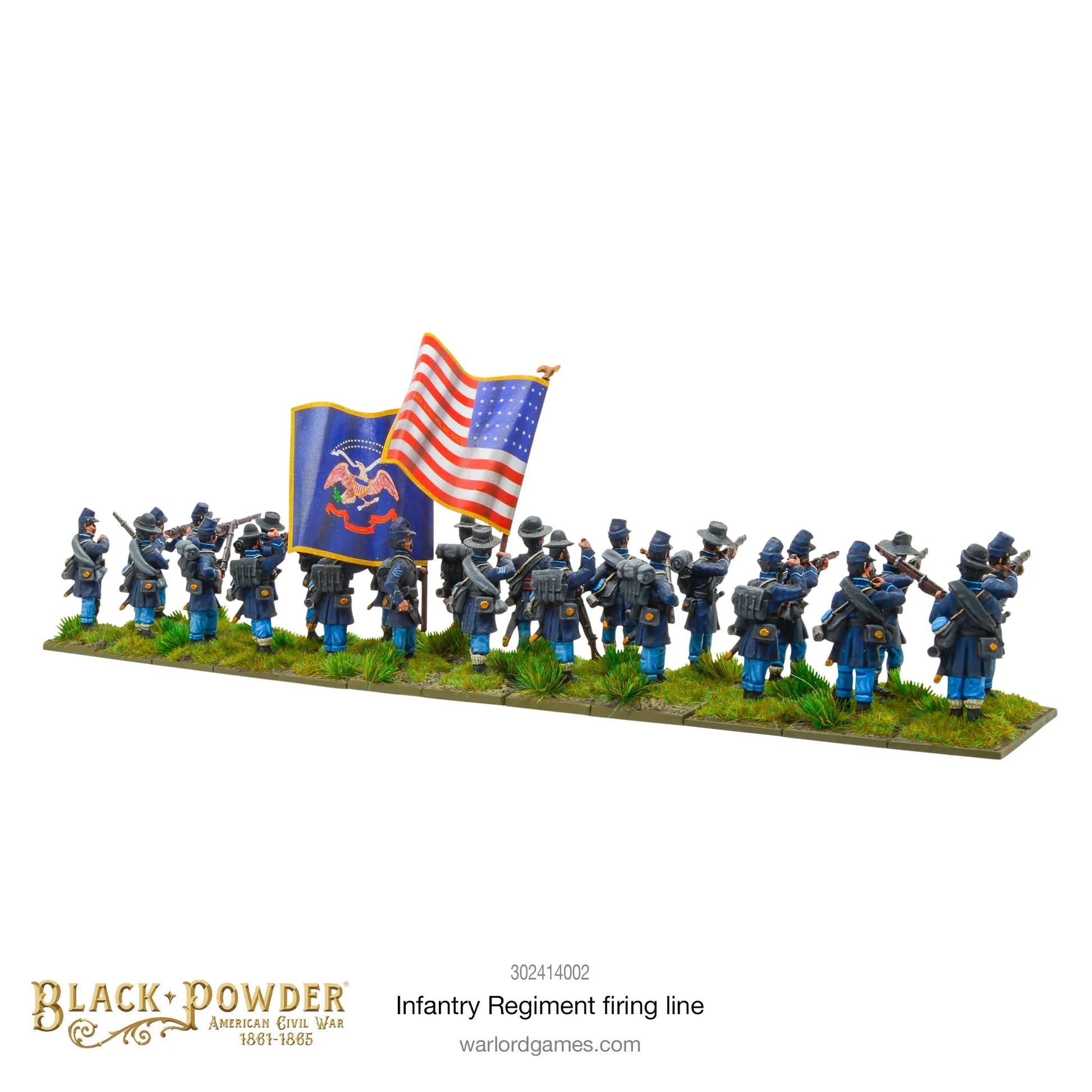 Infantry Regiment Firing Line 302414002 – regiment Unii w niebieskich mundurach z plecakami i flagami, widok z tyłu ukazujący ekwipunek i tornistry żołnierzy, 28mm Black Powder ACW
