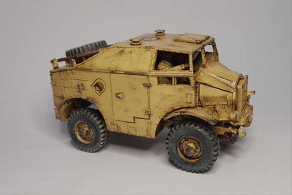 Morris C8 Quad Mk III – model 28mm piaskowy DAK, widok z tyłu-boku, 280114