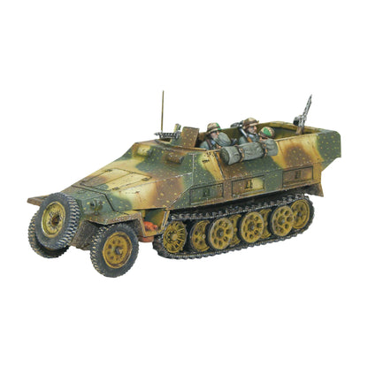Sd.Kfz 251/1 Hanomag niemiecki w kamuflażu trójkolorowym