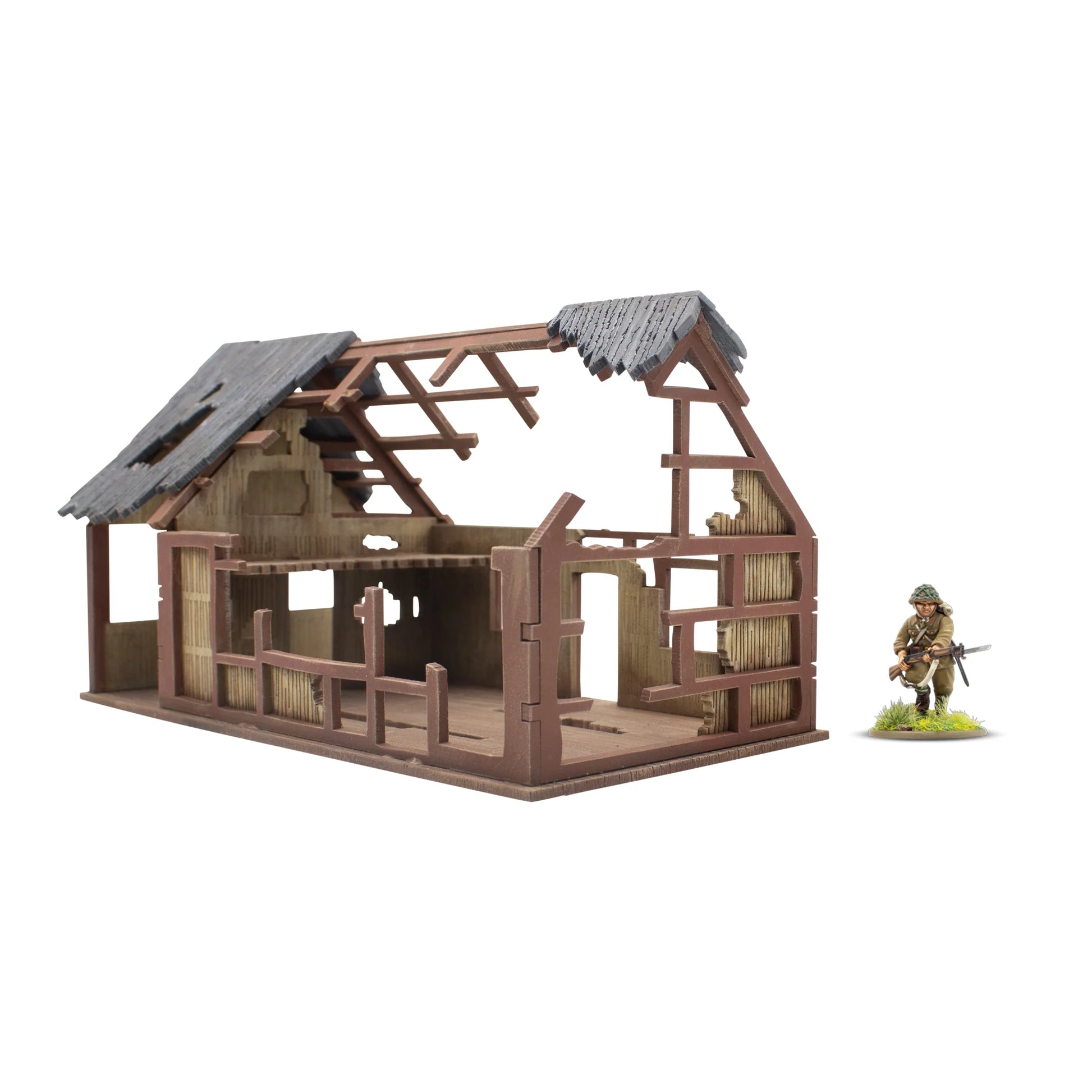 Bolt Action Third Edition Island Assault! 401510008 – złożona scenografia MDF zniszczonej azjatyckiej chaty: brązowo-beżowa konstrukcja szkieletowa z częściowo zachowanym szarym dachem ze strzechy, bambusowe ściany z otworami strzelniczymi, otwarta przestrzeń wewnętrzna do ustawienia figurek, figurka USMC w oliwkowym mundurze dla skali, białe tło, Warlord Games
