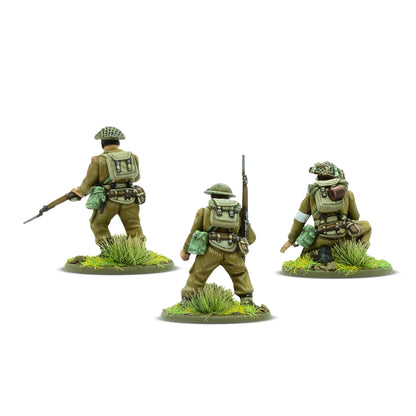 Warlord Games For King & Country – wypraska plastikowa piechoty brytyjskiej późnej fazy wojny: głowy w hełmach Brodie i beretach, tułowie, nogi, ręce, karabiny Lee-Enfield, Sten, Bren LMG, PIAT, granaty, łopaty i akcesoria 28mm Bolt Action