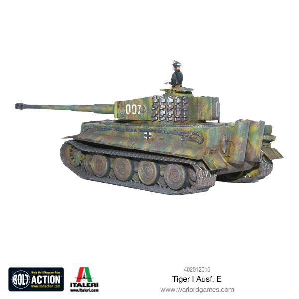Tiger I Ausf E - Bolt Action 1/56 28mm - czołg ciężki z armatą 88mm w kamuflażu ambush numer 007 z dowódcą - widok z boku - Warlord Games