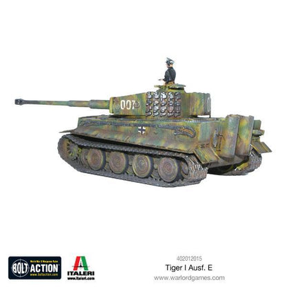 Tiger I Ausf E - Bolt Action 1/56 28mm - czołg ciężki z armatą 88mm w kamuflażu ambush numer 007 z dowódcą - widok z boku - Warlord Games