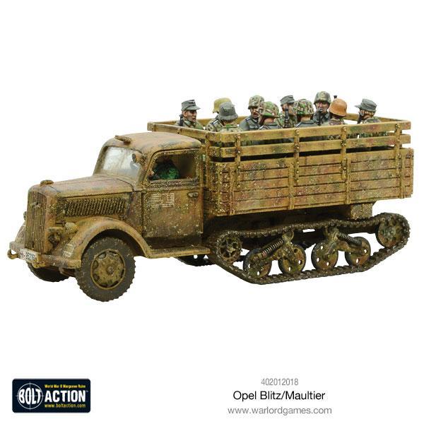 Opel Maultier - Bolt Action 1/56 28mm - półgąsienicowa ciężarówka Wehrmacht z gąsienicami Panzer I w kamuflażu pustynnym z siedmioma żołnierzami piechoty na pace - widok z boku - Warlord Games