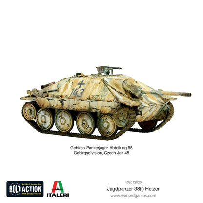 Jagdpanzer 38(t) Hetzer - Bolt Action 1/56 28mm - niszczyciel czołgów z armatą 75mm Pak 39 L/48 w zimowym kamuflażu z efektami weathering - Gebirgs-Panzerjager-Abteilung 95 Czechy styczeń 1945 - Warlord Games
