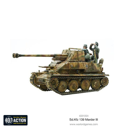 Marder III Sd.Kfz 139 - Bolt Action 1/56 28mm - niszczyciel czołgów z armatą 76,2mm PaK 36(r) w kamuflażu ambush z trzema członkami załogi - widok z boku z trzema czwartymi - Warlord Games