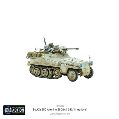 Sd.Kfz 250/11 Alte Half-Track - Bolt Action 28mm - wariant dowódcy z karabinem przeciwpancernym 2,8cm Panzerbüchse 41 - kamuflaż pustynny - skala 1/56