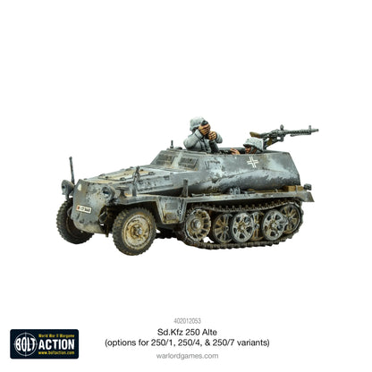 Sd.Kfz 250 Alte – widok z lewej strony, figurki załogi w mundurach zimowych przy MG34, skala 1/56 28mm Bolt Action
