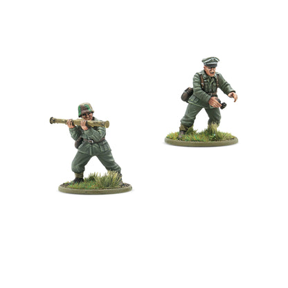 Warlord Games German PaK 40 – oficer z lornetką i żołnierz z Panzerfaustem, dwie figurki 28mm Bolt Action