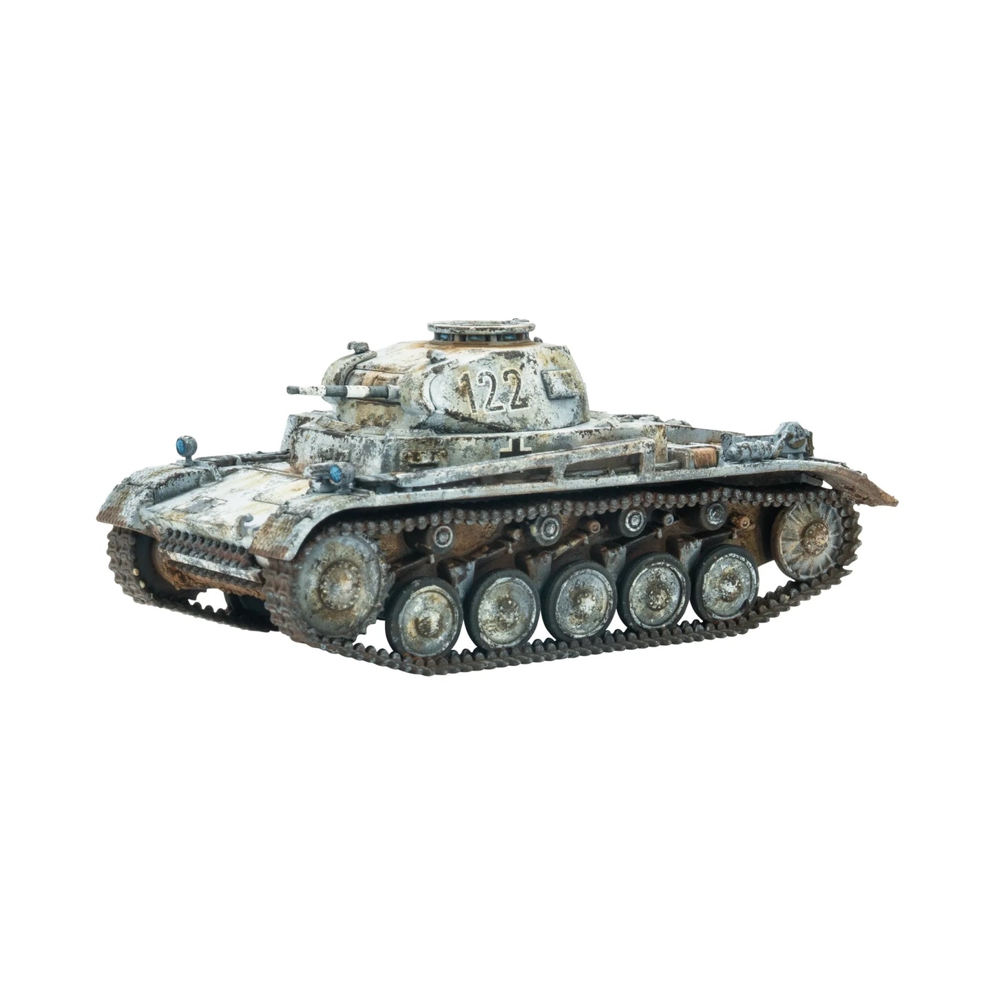 Warlord Games Panzer II – model plastikowy czołgu Panzer II w zimowym białym kamuflażu z numerem 122 na wieżyczce, widok z przodu-lewej 28mm Bolt Action