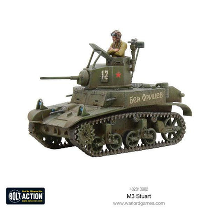 M3 Stuart Soviet Army widok z boku z napisem cyrylicą