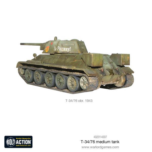 T-34/76 Medium Tank - Bolt Action 28mm - T-34/76 obr. 1943 widok z tyłu prawy Za Rodinu! wieża heksagonalna gąsienice weathering - Warlord Games