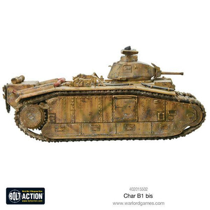 Char B1 bis - Bolt Action 28mm - czołg francuski z wyposażeniem dodatkowym i efektami weathering - widok z boku - Warlord Games