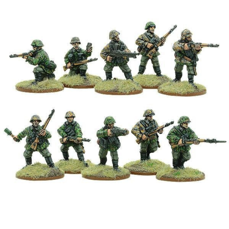 Waffen-SS Section Early War Bolt Action – 10 pomalowanych figurek w kamuflażu, 402212101