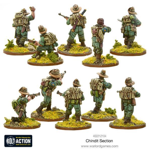 Chindit Section – 10 metalowych figurek piechoty brytyjskiej w tropikalnych mundurach i kapeluszach, uzbrojonych w karabiny Lee-Enfield, Bren LMG i PIAT, na okrągłych podstawkach z trawiastym terenem, Tył | Bolt Action | Warlord Games
