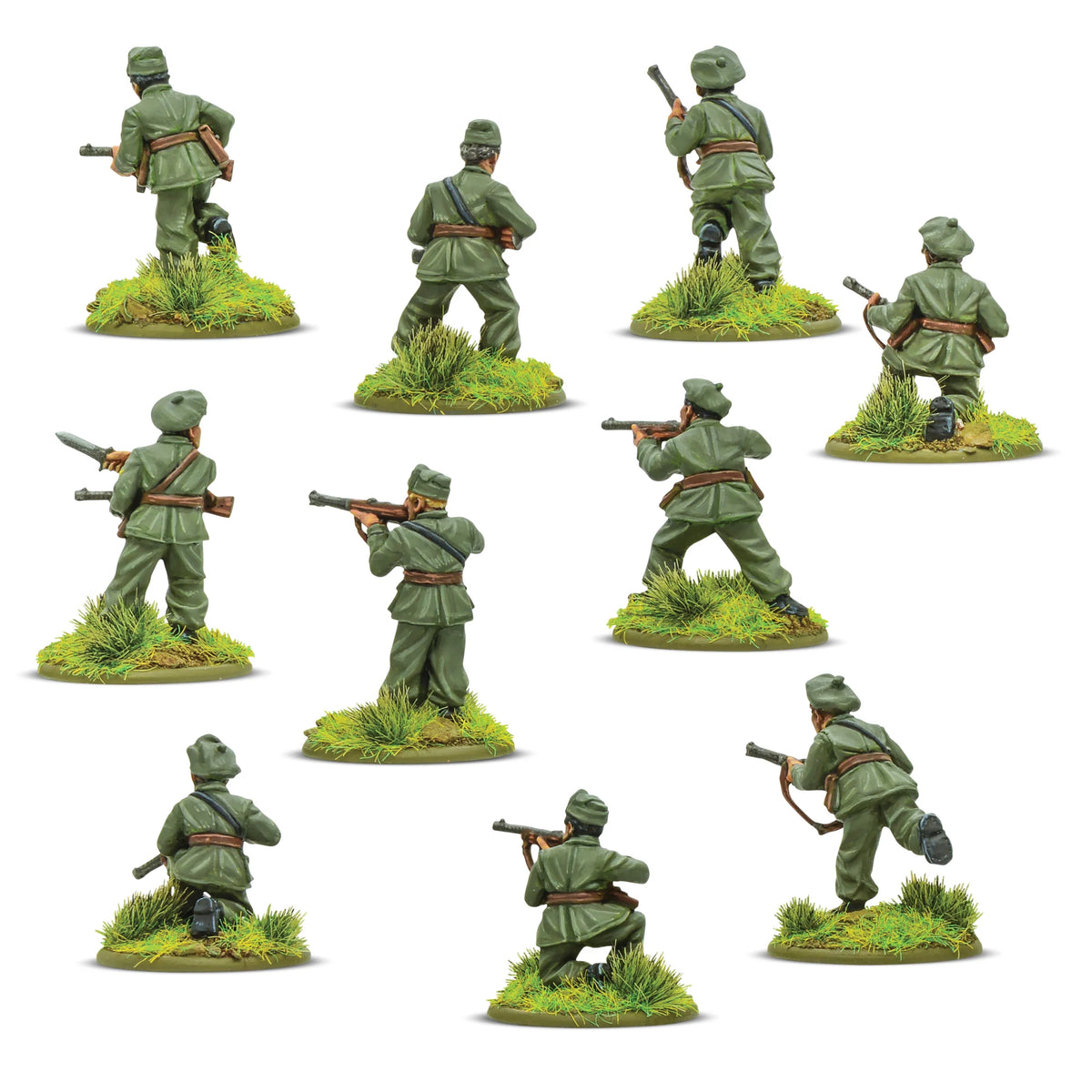 Italian X Arditi Section Warlord Games 402215806 – 10 pomalowanych metalowych figurek włoskich komandosów Arditi X 28mm Bolt Action, widok z tyłu, mundury oliwkowe, berety i furażerki, ekwipunek komandosów z ładownicami i lornetką, różne pozy: szturm, ostrzał, skradanie, podstawki z trawą, białe tło
