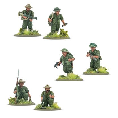 Warlord Games Ayo Gorkhali! Gurkha Starter Army – czołg M5 Stuart w zielonym kamuflażu dżunglowym z dowódcą Warlord Resin, widok z przodu-lewej 28mm Bolt Action