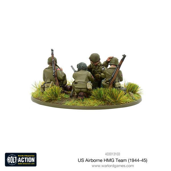 US Airborne HMG Team Bolt Action - widok z tyłu, Browning M2HB .50cal, 4 figurki w mundurach Airborne z plecakami i ekwipunkiem, tufty trawy, kod 403013103