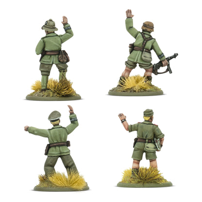 Cztery pomalowane metalowe figurki dowódców Afrika Korps w mundurach tropikalnych – widok z tyłu, skala 28mm, Bolt Action, Warlord Games
