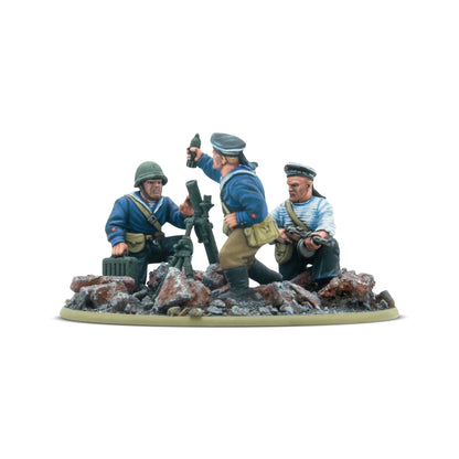Warlord Games Soviet Naval Brigade Medium Mortar Team – 3 figurki obsługi moździerza 82mm, widok z boku 28mm Bolt Action
