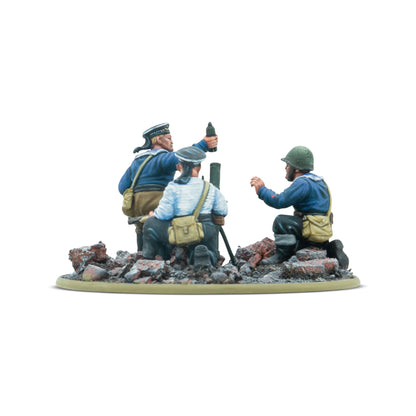 Warlord Games Soviet Naval Brigade Medium Mortar Team – 3 figurki obsługi moździerza 82mm, widok z tyłu 28mm Bolt Action