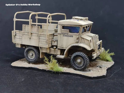 British CMP 15cwt Truck – model 28mm Splinter B piaskowy Z5822489, widok z tyłu-boku, 280056