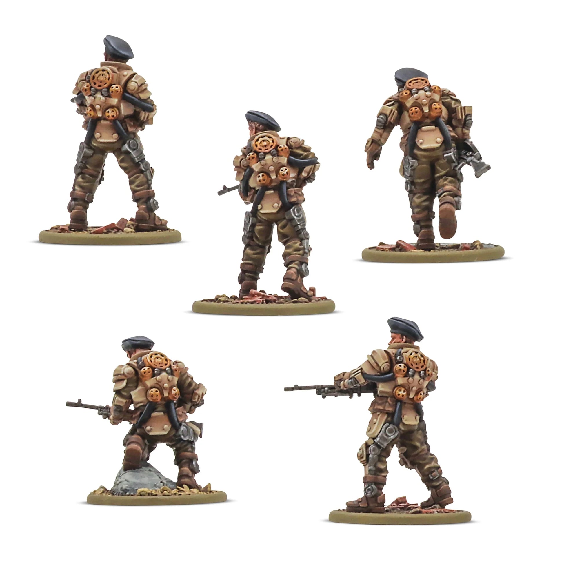 Konflikt '47 Galahad Armoured Infantry 452200601 – 5 pomalowanych figurek żywicznych w piaskowo-brązowej zbroi wspomaganej Galahad, widok z tyłu: detale plecaków z pomarańczowymi reaktorami wspomaganymi w układzie 3+2, panele zbroi i pasy ekwipunku, czarne berety, 28mm Warlord Games
