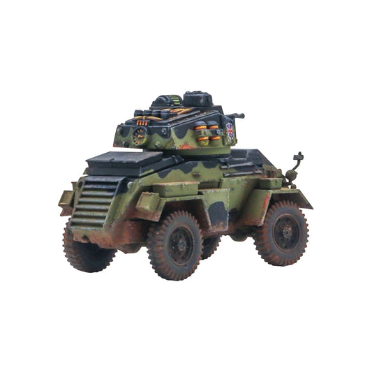 Warlord Games Humber Armoured Car Mk VII – widok z tyłu, kamuflaż brytyjski z flagą Union Jack 28mm Konflikt '47