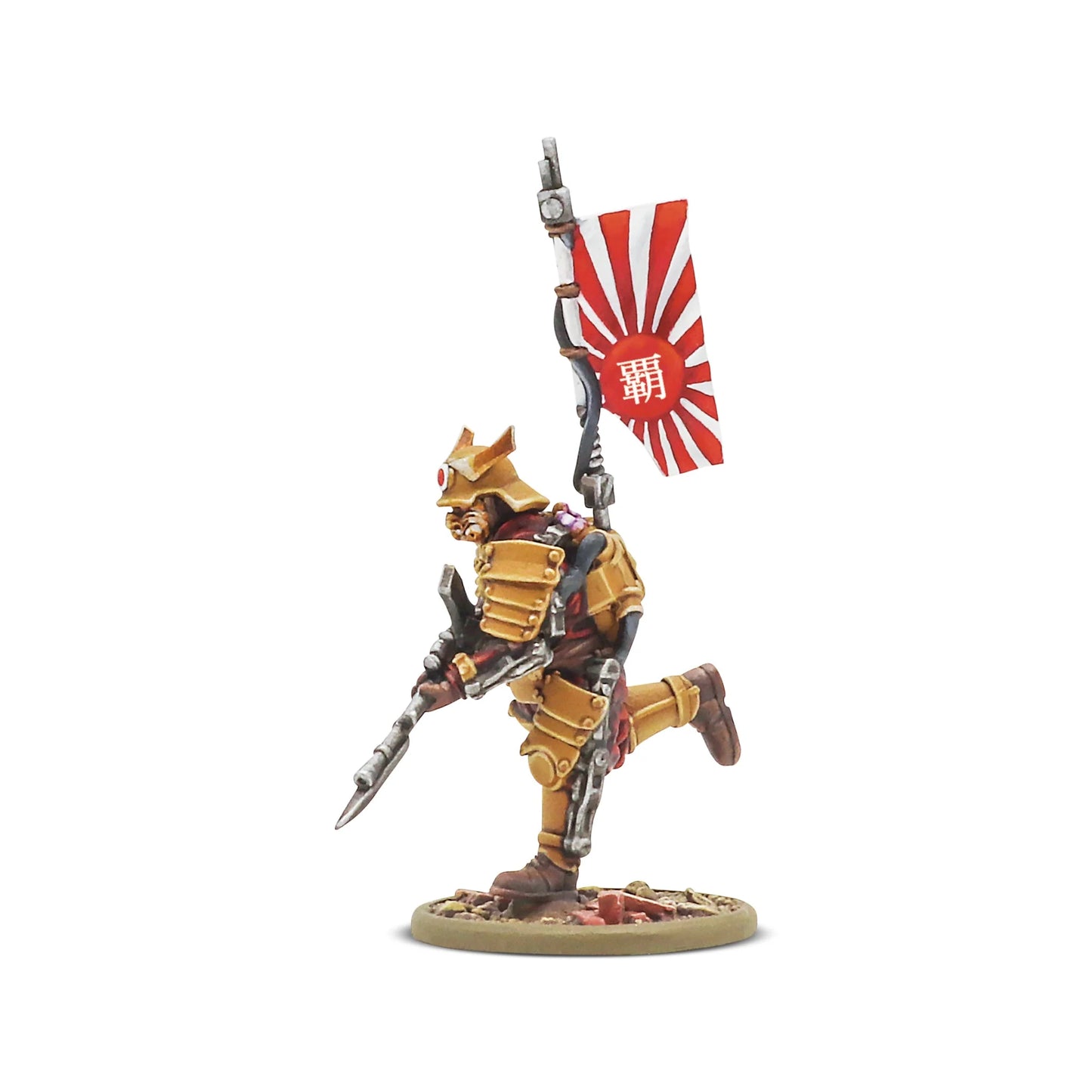 Konflikt '47 Empire of Japan Starter Army 452601203 – pomalowana figurka żywiczna Platoon Commandera w złotej zbroi Assault-Frame, widok z przodu prawej strony: karabin Shiboru z bagnetem, flaga Wschodzącego Słońca z japońskim znakiem 覇, dynamiczna poza biegu, białe tło, 28mm Warlord Games
