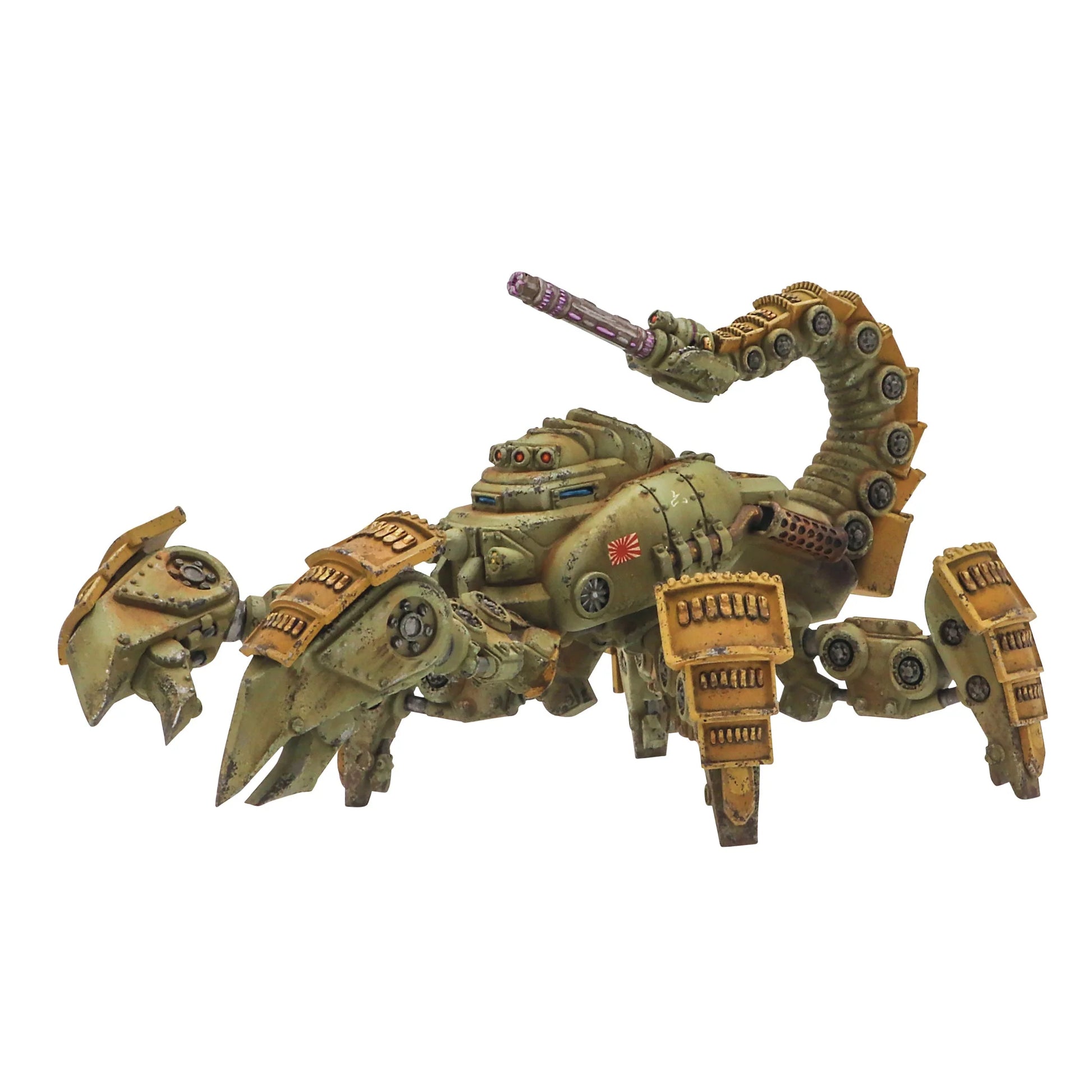 Konflikt '47 Empire of Japan Starter Army 452601203 – pomalowany model żywiczny Type 7 Sasori Light Walker w kamuflażu oliwkowo-piaskowym: korpus w kształcie skorpiona z 6 nogami, szczypce z ostrymi szponami, ogon z działem Shiboru skierowanym ku górze, czerwone słońce Imperium Japonii na kadłubie, widok z przodu lewej strony, białe tło, 28mm Warlord Games

