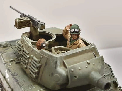 M8 Scott 75mm HMC – detal wieży z haubicą 75mm i figurką dowódcy w okularach, 280024