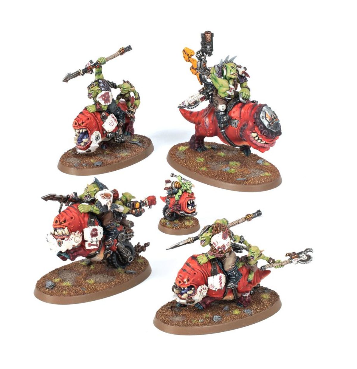 Squighog Boyz Orks - widok grupowy 4 modele i Bomb Squig czerwone squigi zielona skóra rokkit stikki sluggi Warhammer 40000