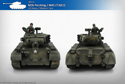 M26 Pershing / M45 (T26E2) – dwa pomalowane modele czołgu B41 w skali 1/56, widok z przodu i z tyłu, porównanie detali kadłuba i wieży